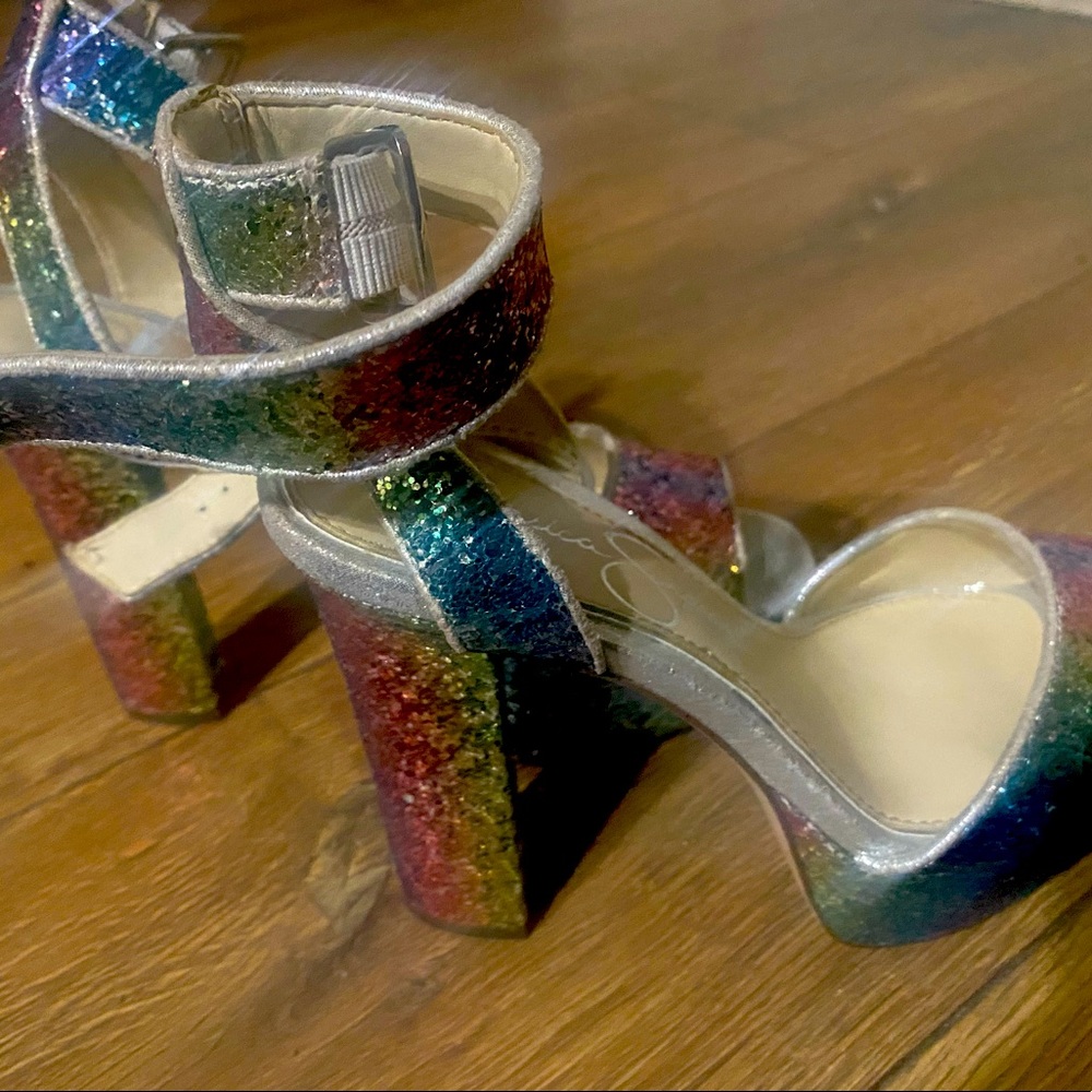 Stayin’ Alive with these Fabulous Jessica Simpson Platforms in 6.5!